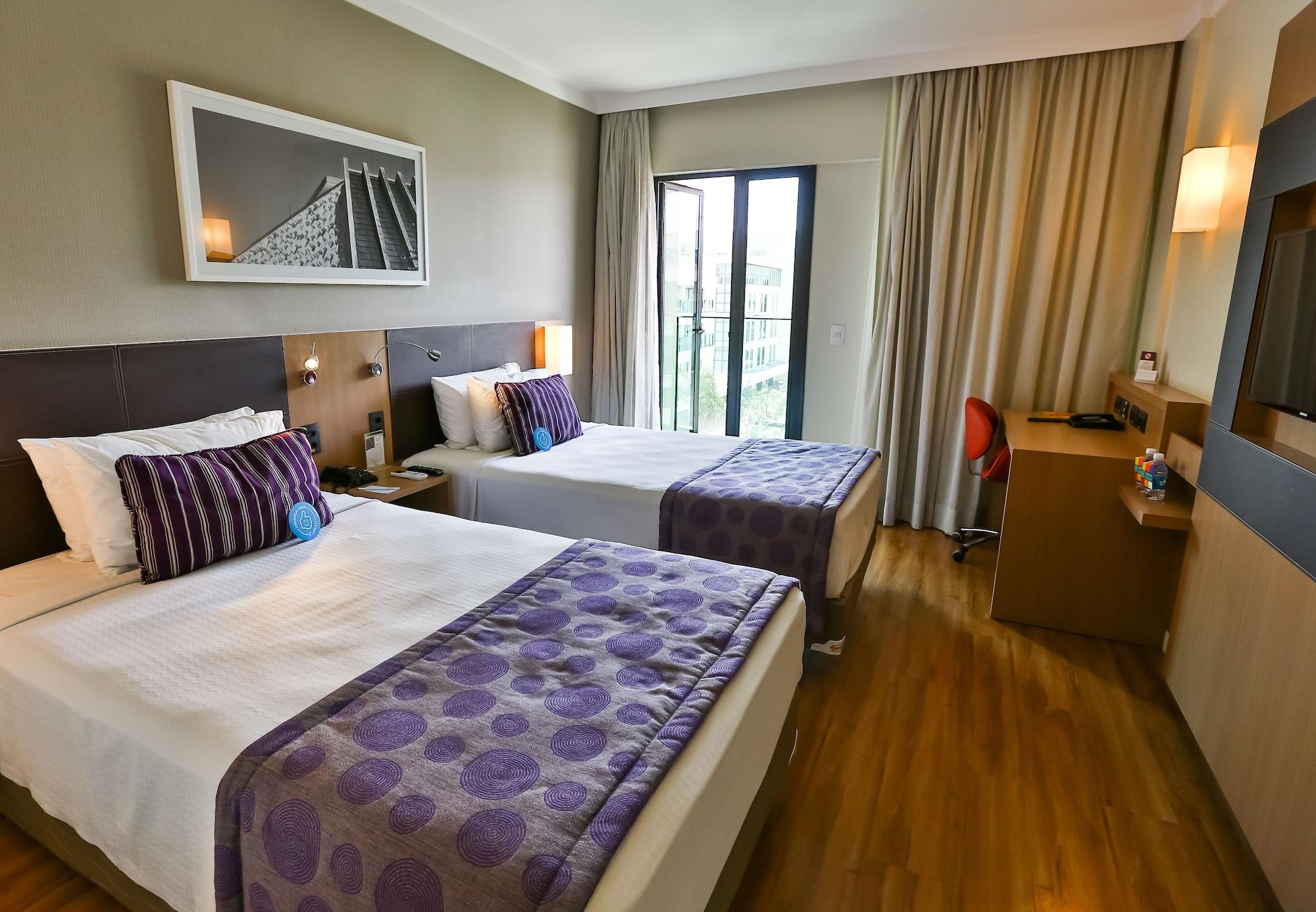 Quality Hotel & Suites Brasília Exterior photo