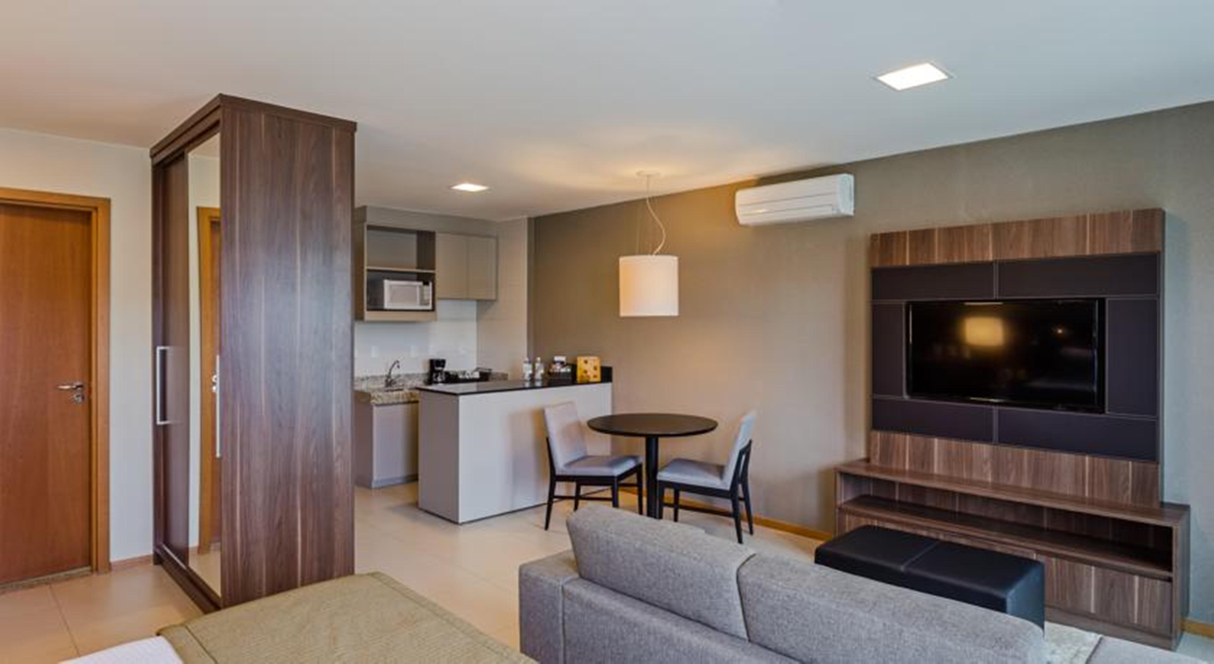 Quality Hotel & Suites Brasília Exterior photo