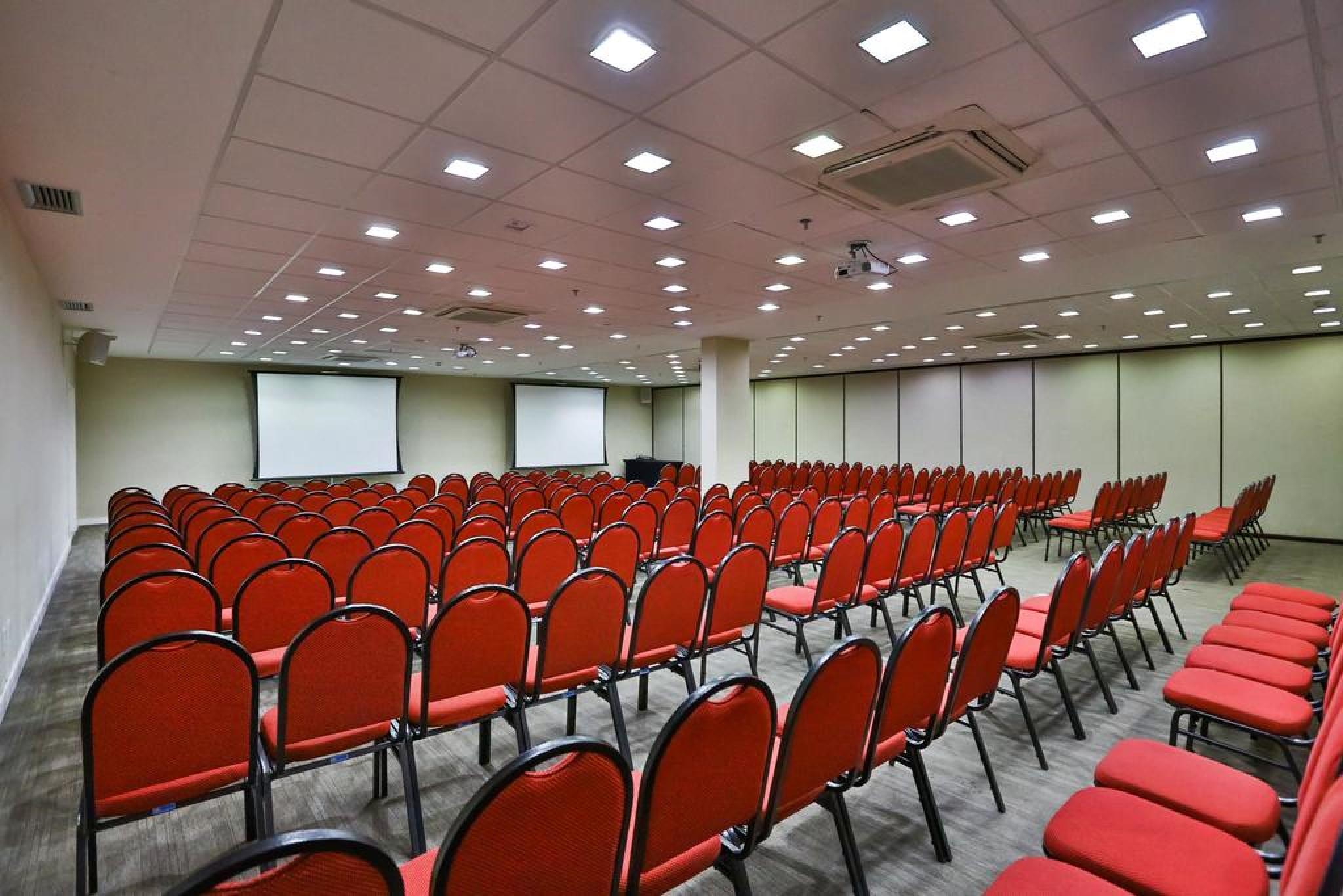Quality Hotel & Suites Brasília Exterior photo