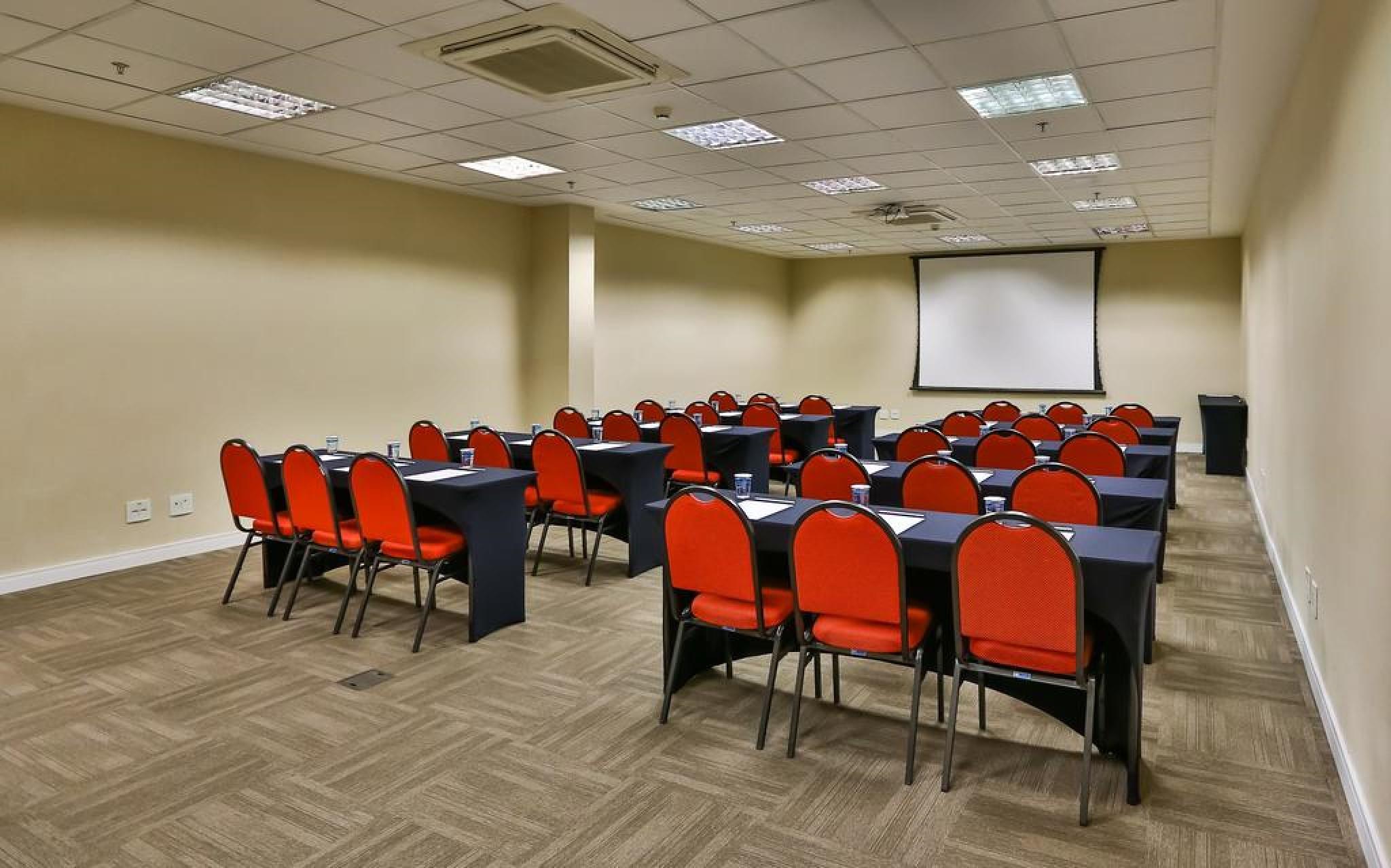 Quality Hotel & Suites Brasília Exterior photo