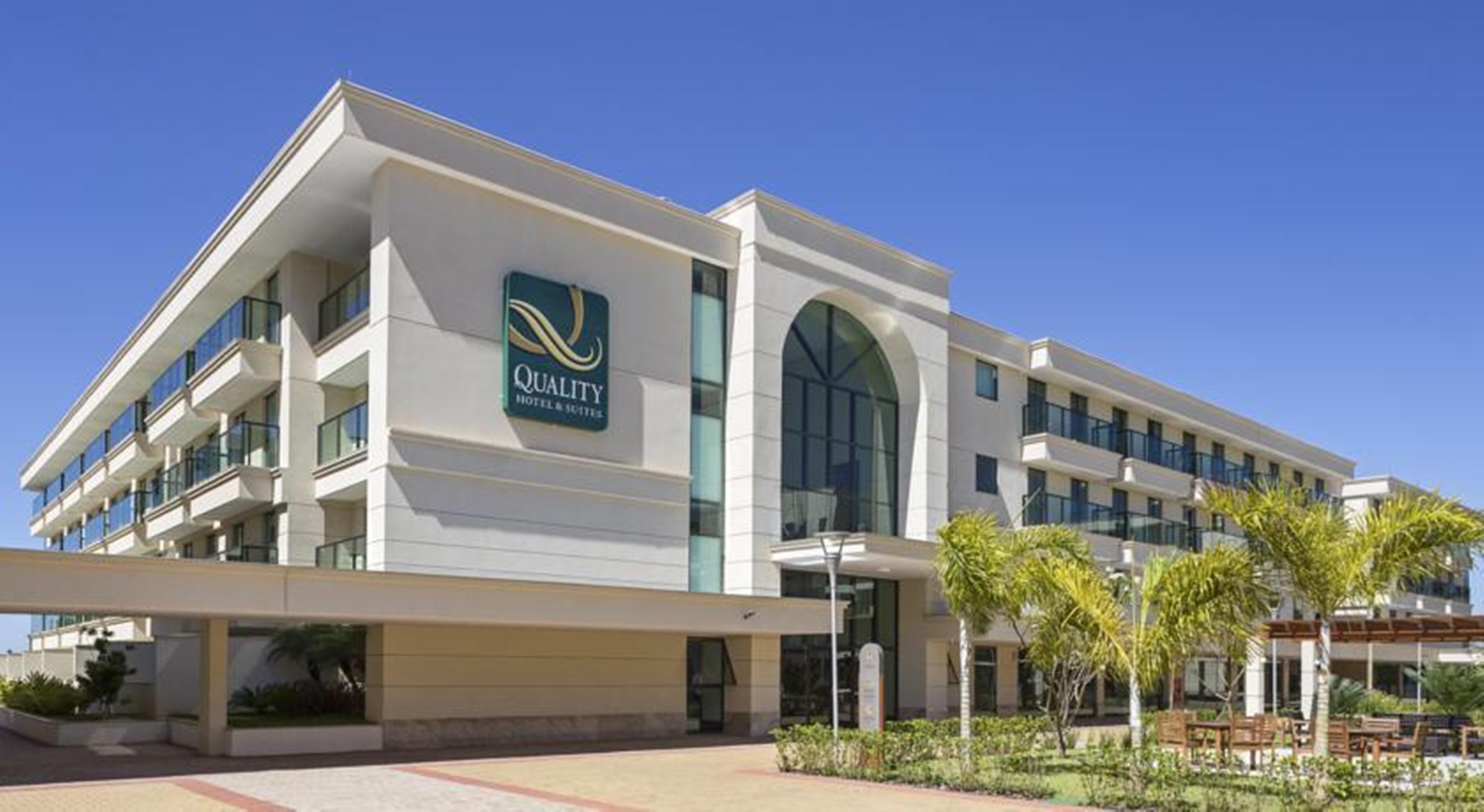 Quality Hotel & Suites Brasília Exterior photo