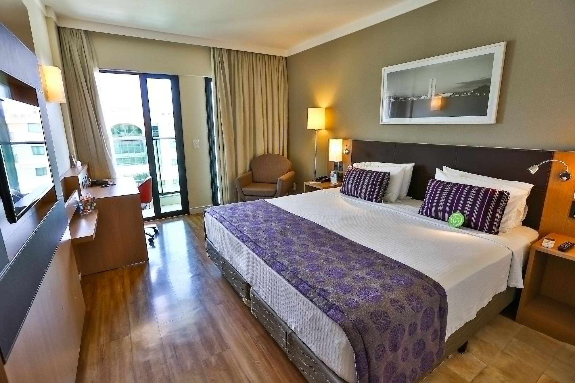 Quality Hotel & Suites Brasília Exterior photo