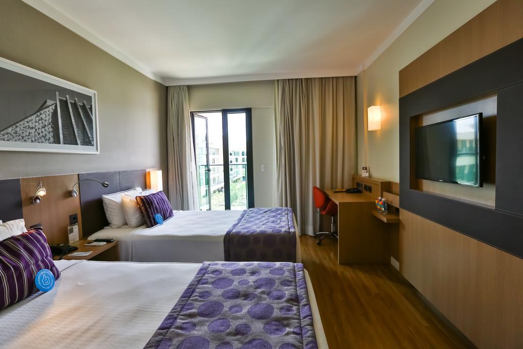 Quality Hotel & Suites Brasília Exterior photo