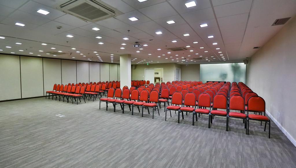 Quality Hotel & Suites Brasília Exterior photo